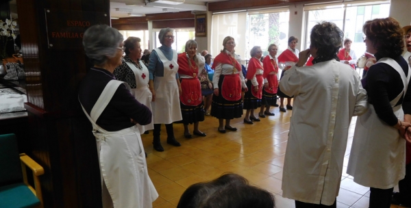 Visita ao Lar Rainha D. Leonor